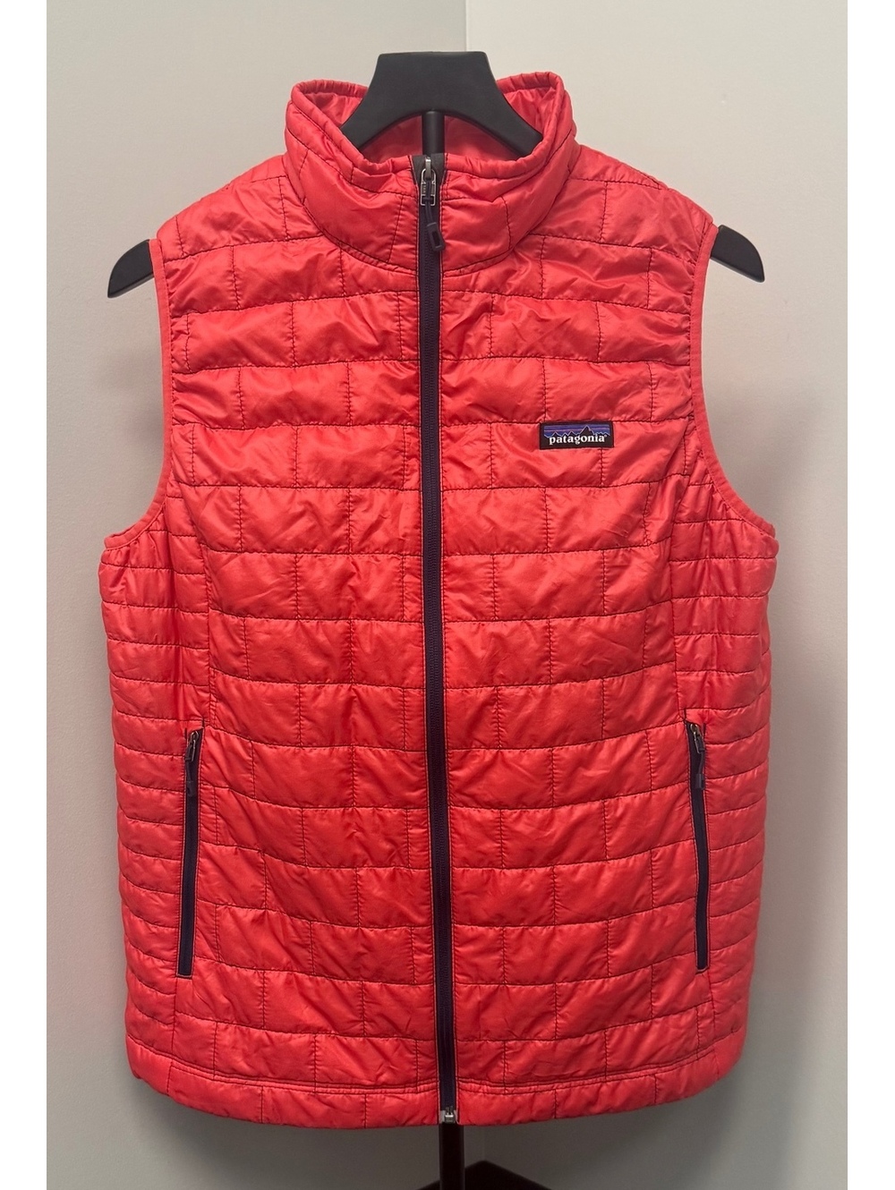 Patagonia Women’s Extra Large (XL) Nano Puff Vest Catalan Coral Full Zip Jacket